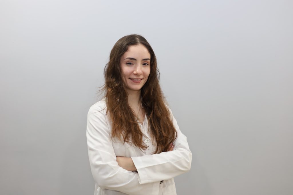 Dra. Mariana Barros